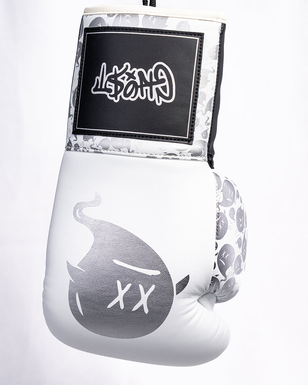 White GH05T Gloves